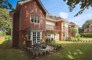 Photo 11- click for photo gallery